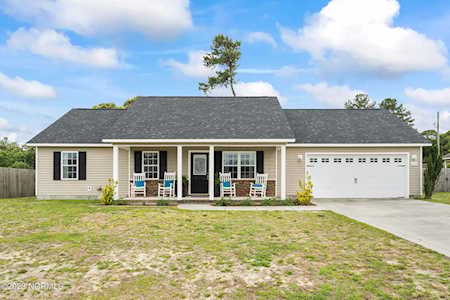 232 Rowland Drive Richlands, NC 28574