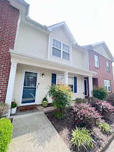 355 Arapaho Dr Murfreesboro, TN 37128
