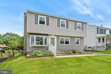 1633 Ridgeway Ave Willow Grove, PA 19090