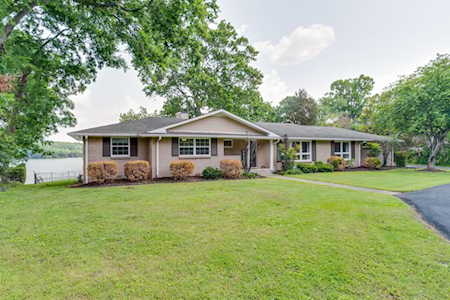 280 Bluegrass Dr Hendersonville, TN 37075