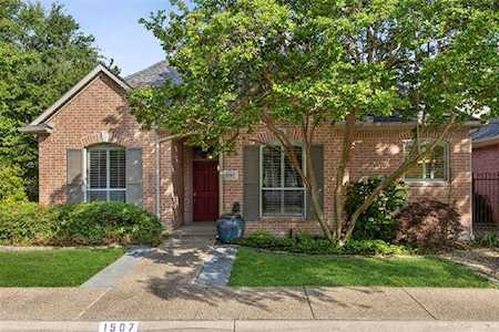 1507 Waterside Court Dallas, TX 75218
