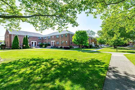 163-10 Willis Point #lower Whitestone, NY 11357