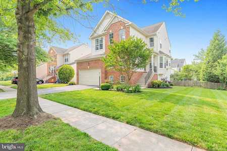 43483 Mink Meadows St Chantilly, VA 20152