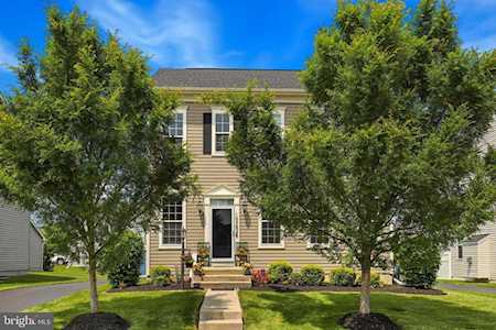 10562 Bittersweet Ln Bristow, VA 20136