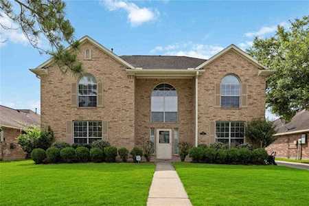 1059 Gladstone Dr League City, TX 77573