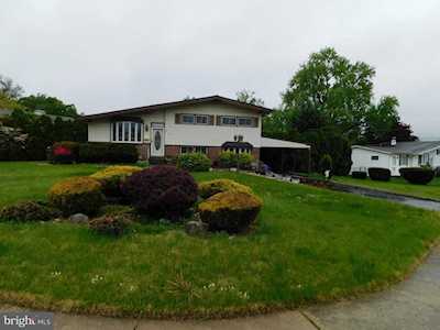 211 Blue Ridge Rd Plymouth Meeting, PA 19462