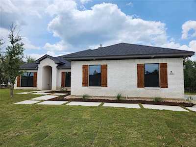 825 County Road 3152 Kempner, TX 76539