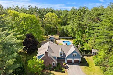 34 Spaulding Ln Groton, MA 01450