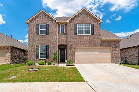1052 Pinnacle Breeze Drive Fort Worth, TX 76052