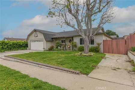 361 Plumas Ave Ventura, CA 93004