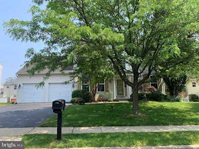 4006 Coulter Ct Collegeville, PA 19426