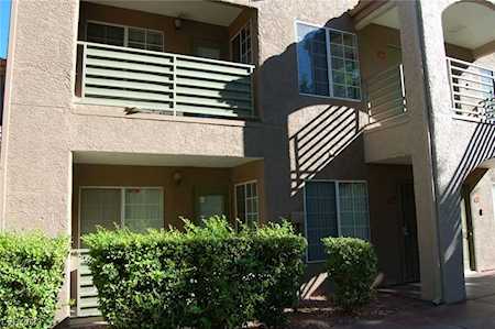 2101 Blue Breeze Dr #106 Las Vegas, NV 89128