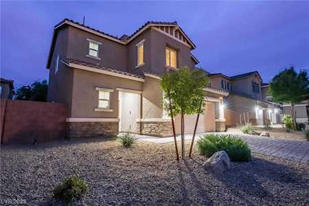 7703 Pyrenees Park Dr Las Vegas, NV 89113