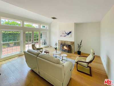 13082 Mindanao Way #14 Marina Del Rey, CA 90292