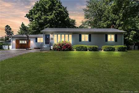 87 Jackson Rd Enfield, CT 06082