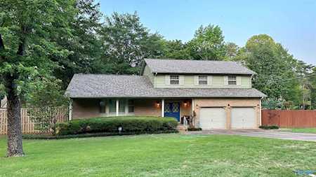 5809 SE Criner Road Huntsville, AL 35802