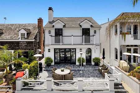 193 Rivo Alto Canal Long Beach, CA 90803