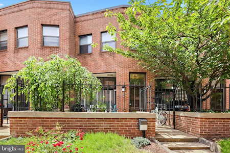 908 Stubblefield Ln Baltimore, MD 21202