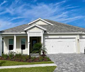 8048 Waterbend Trl Sarasota, FL 34240