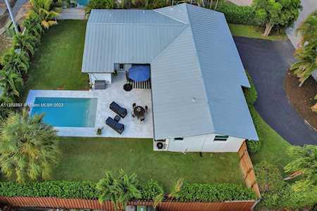 2309 NE 22nd Ter Fort Lauderdale, FL 33305