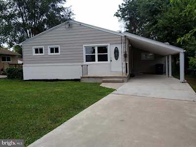 842 Woodlane Rd Mount Holly, NJ 08060