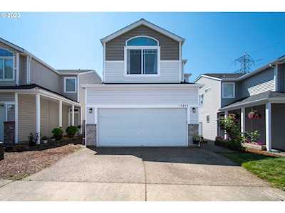 13660 SW Blue Spruce CT Tigard, OR 97224