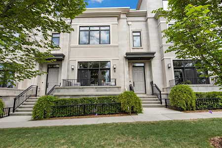 8 Valour Circle SW Calgary, AB T3E 7V5