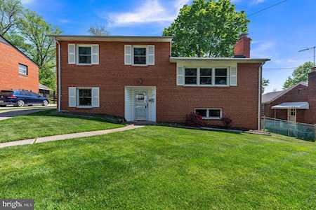 2319 N Roosevelt St Arlington, VA 22205