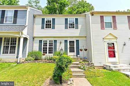 6209 Prince Way Centreville, VA 20120