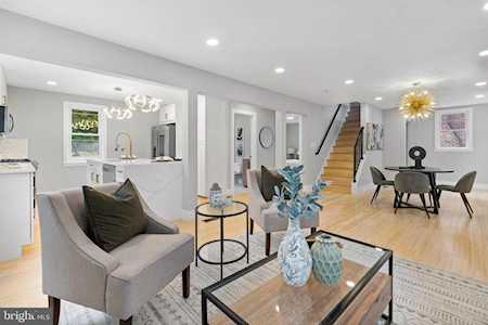 3938 Madison St Hyattsville, MD 20781