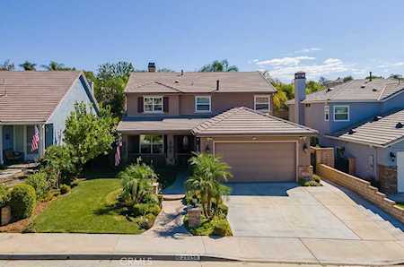 28956 High Sierra Trl Saugus, CA 91390