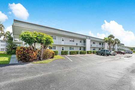 109 Wettaw Lane #103 North Palm Beach, FL 33408