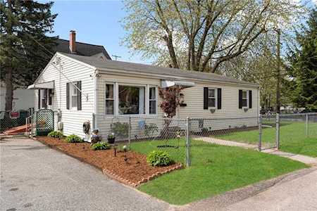 1 Dyer Ave East Providence, RI 02915