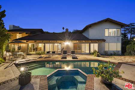 5239 Los Hermosos Way Los Angeles, CA 90027