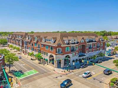 801 W Ann Arbor Trl #311 Plymouth, MI 48170
