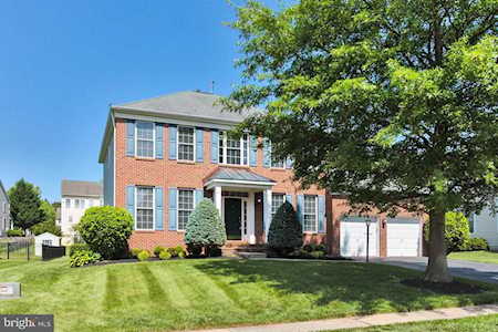 12264 Tulane Falls Dr Bristow, VA 20136