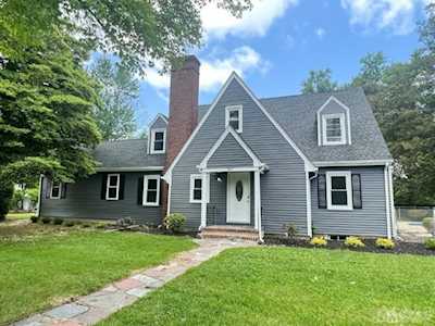 287 Dorn Avenue Middlesex, NJ 08846