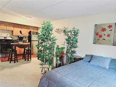 687 Bronx River Road #1E Yonkers, NY 10704