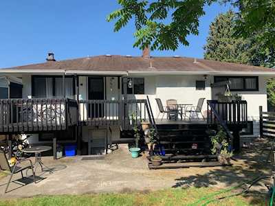 2020 Larson Road North Vancouver, BC V7M 2Z9
