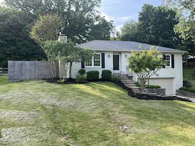 12105 Hillside Dr Goshen, KY 40026