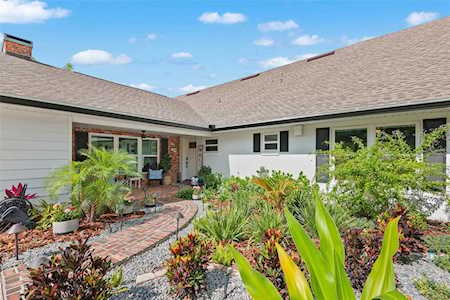 560 E Lake Elbert Dr NE Winter Haven, FL 33881
