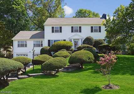 3 Dogwood Dr West Orange Twp., NJ 07052
