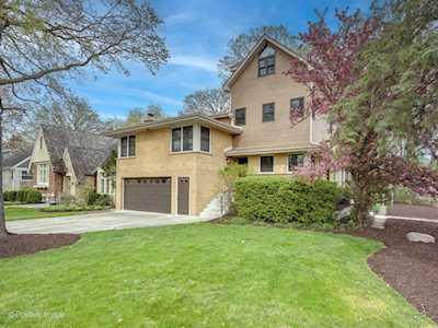 901 N Spring Ave La Grange Park, IL 60526