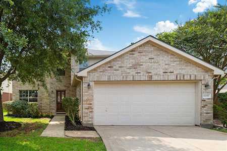 16102 Chamomile Ct Houston, TX 77083