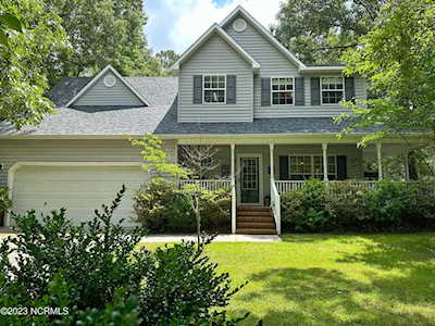 302 Stillwater Cove Jacksonville, NC 28546