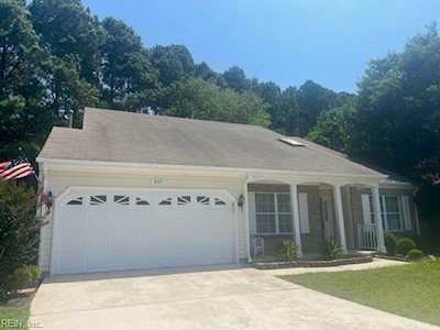 807 Paddington Ct Newport News, VA 23608