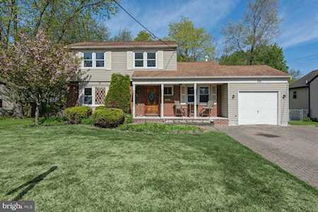 36 Knox Blvd Marlton, NJ 08053