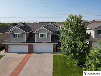 8941 Broken Spoke Dr Lincoln, NE 68507