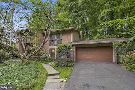 6808 Carlynn Ct Bethesda, MD 20817