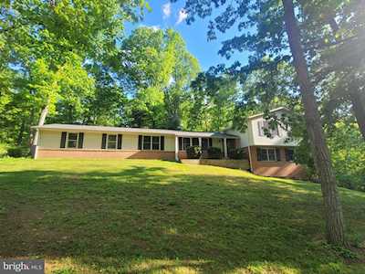 2320 Oak Dr Ijamsville, MD 21754